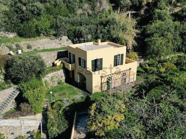Appartamento in vendita a Finale Ligure, Liguria
