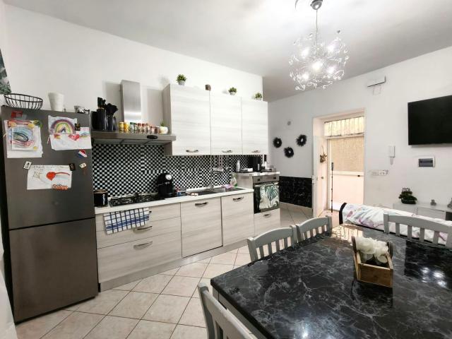 Appartamento in vendita a Pioppaino, Castellammare Di Stabia