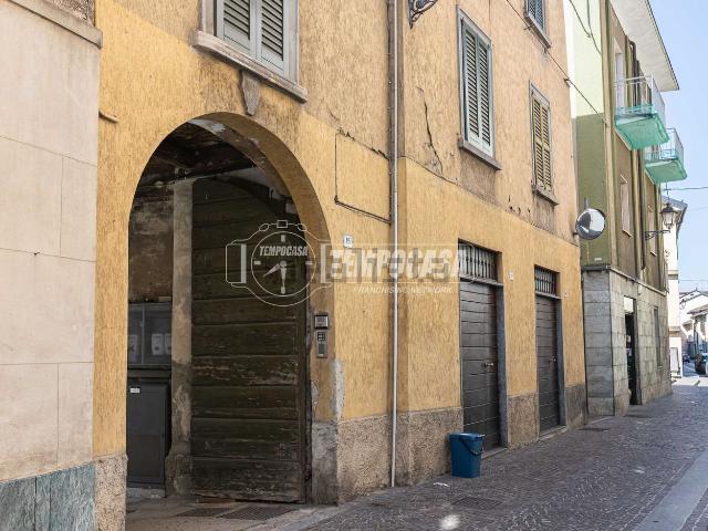 Appartamento in vendita a Molera, Oggiono