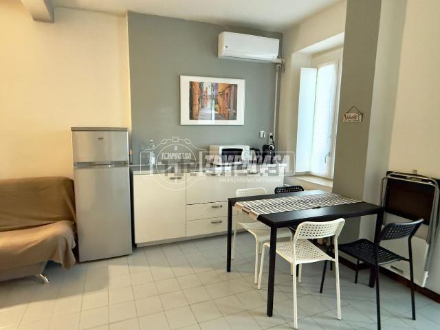 Appartamento in vendita a Montorfano, Piemonte