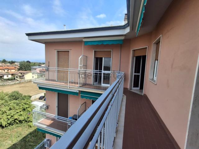 Appartamento in vendita a Ceriano Laghetto, Lombardia
