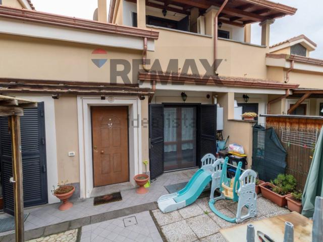 Appartamento in vendita a Colle Pizzuto, Roma Capitale