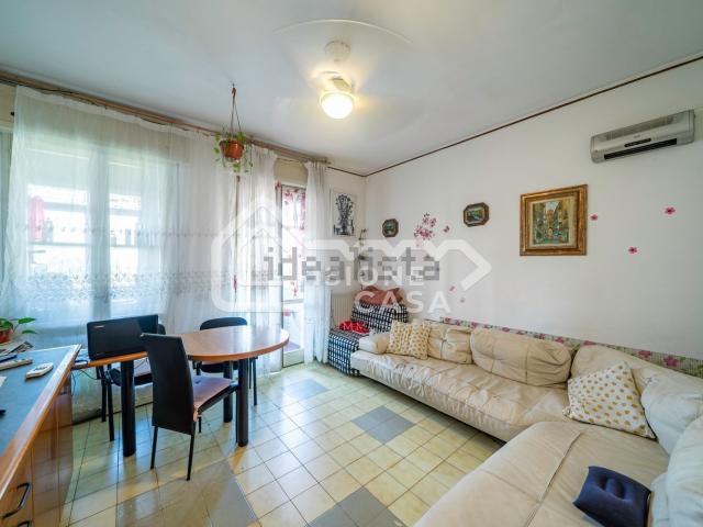 Appartamento in vendita a Re, Reggio Emilia
