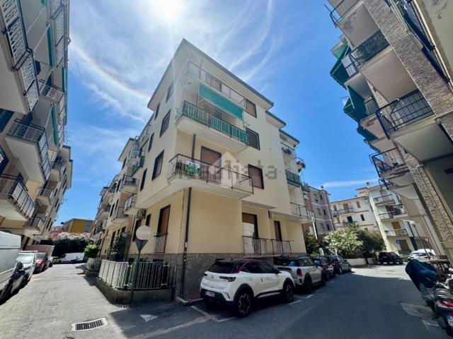 Appartamento in vendita a Spotorno, Liguria
