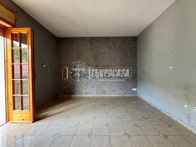 Appartamento in vendita a Castel Morrone, Campania