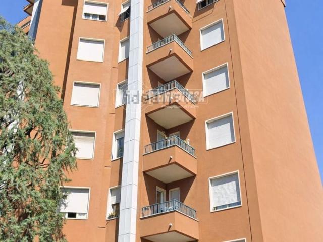 Appartamento in vendita a Muggiò, Lombardia