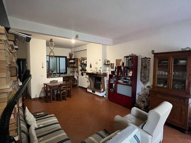 Appartamento in vendita a Castelfranco Piandiscò, Toscana