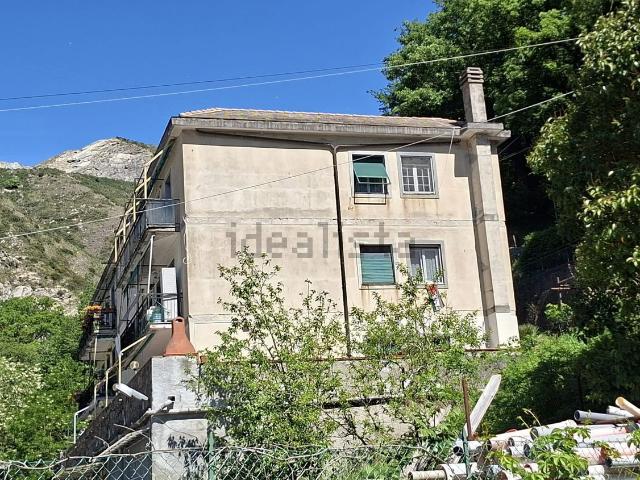 Appartamento in vendita a Levante, Serra Riccò