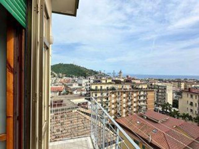 Appartamento in vendita a Salerno, Campania