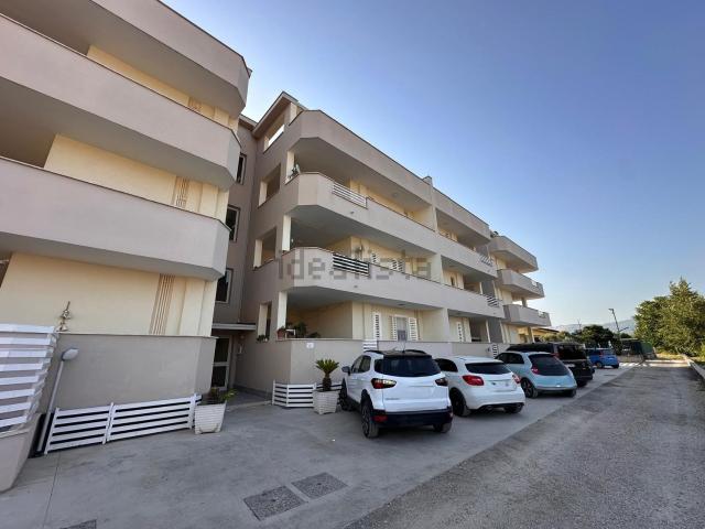 Appartamento in vendita a Maddaloni, Campania