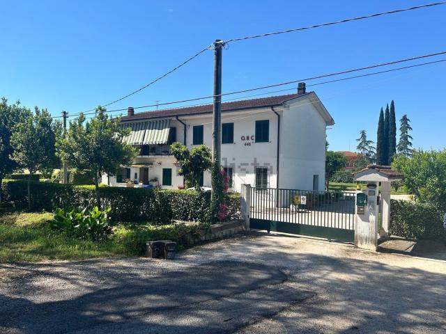 Appartamento in vendita a Latina, Lazio