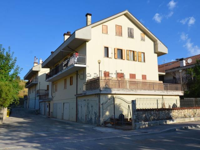 Appartamento in vendita a Ovindoli, Abruzzo