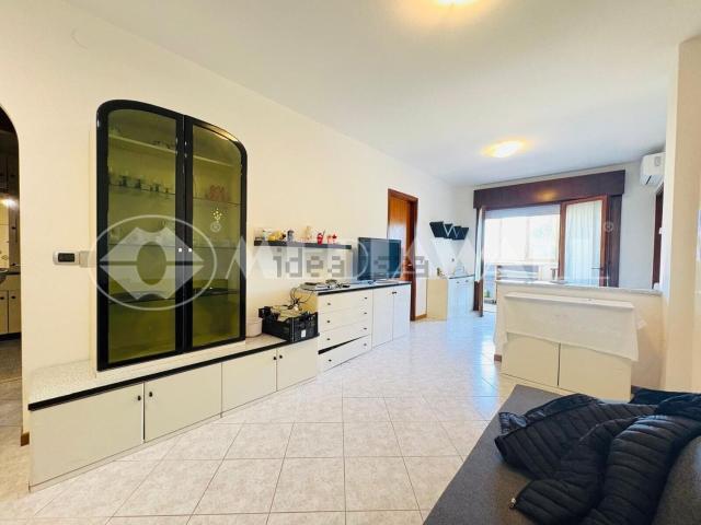 Appartamento in vendita a Lignano Sabbiadoro / Lignan, Udine / Udin / Videm