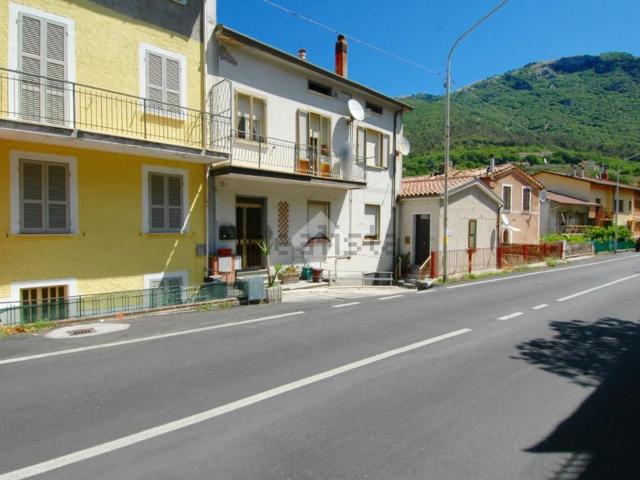 Appartamento in vendita a Gualdo Tadino, Umbria