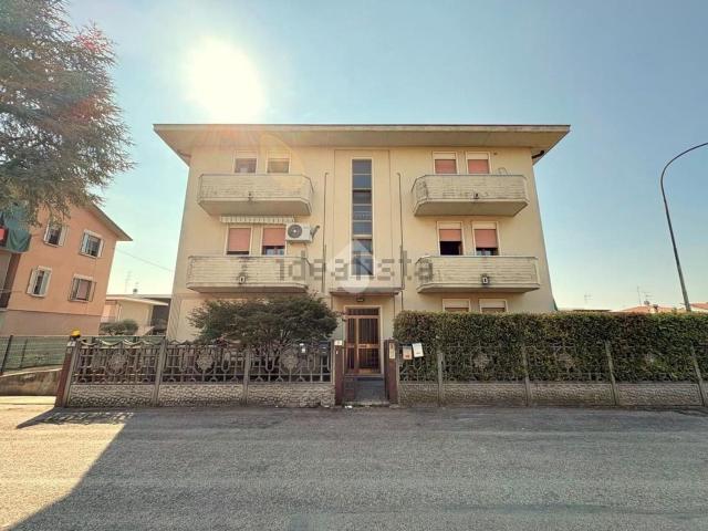 Appartamento in vendita a Alte Ceccato, Montecchio Maggiore