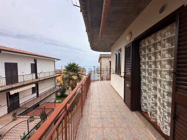 Appartamento in vendita a Caronia, Sicilia