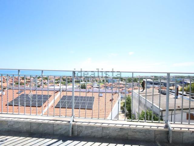 Attico in vendita a Roseto Degli Abruzzi, Abruzzo