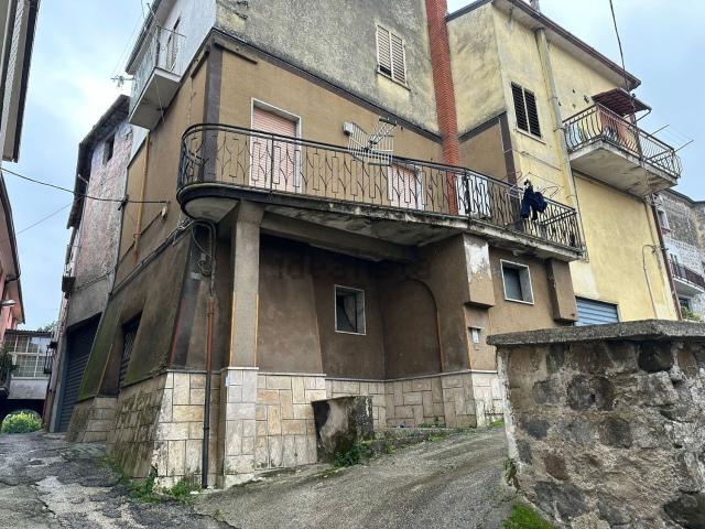 Appartamento in vendita a Marzano Appio, Campania