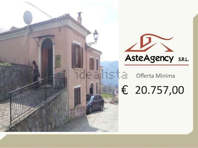 Appartamento in vendita a Sasso Di Castalda, Basilicata