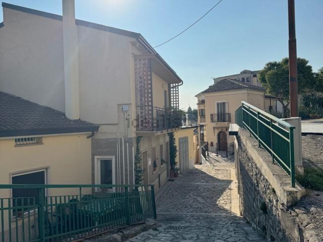Appartamento in vendita a Terre dell’Ufita, Gesualdo