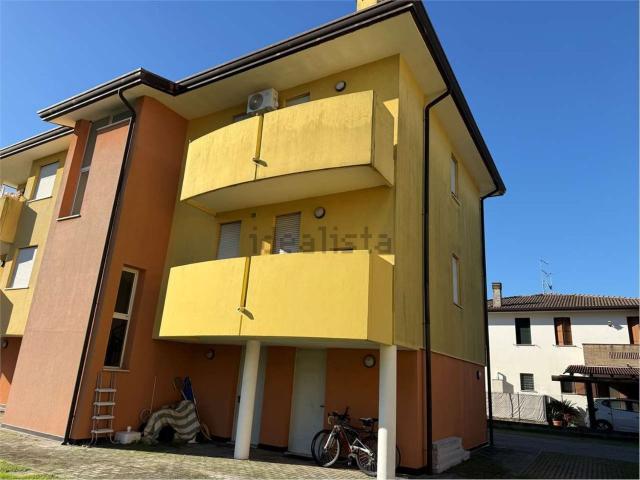 Appartamento in vendita a Correzzola, Veneto