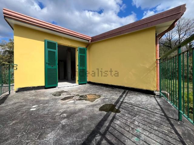 Appartamento in vendita a Carasco, Liguria