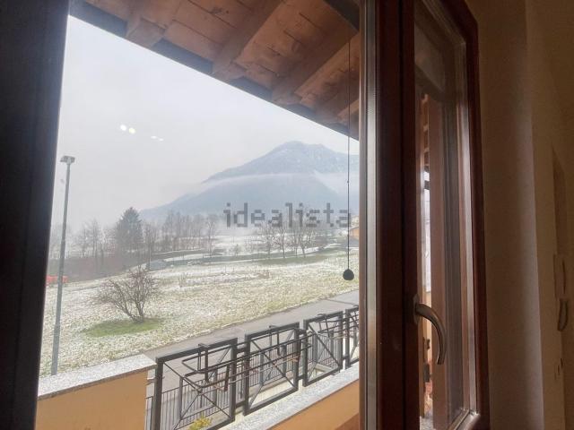 Attico in vendita a Comunità Montana della Valle Brembana, San Giovanni Bianco