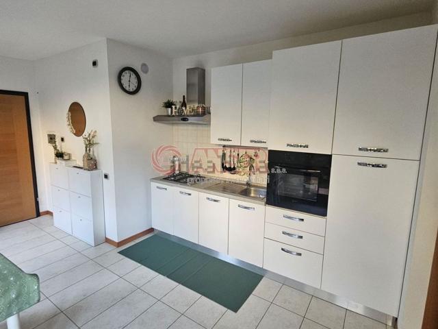 Appartamento in vendita a Caleotto, Lecco