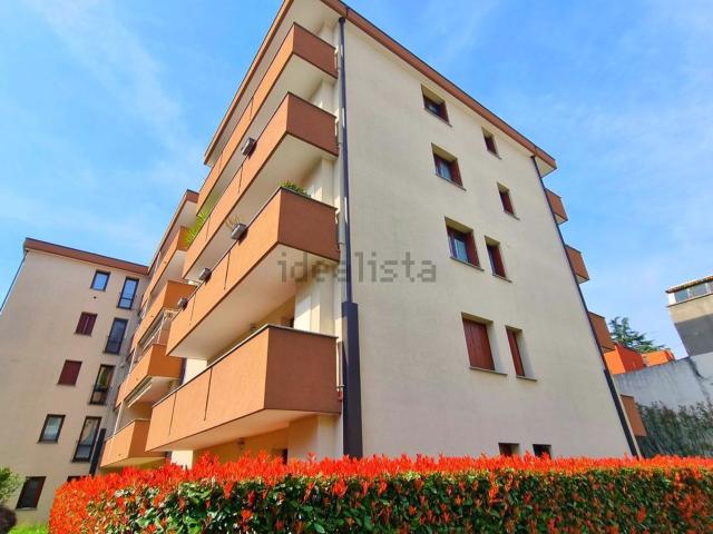 Appartamento in vendita a Caleotto, Lecco