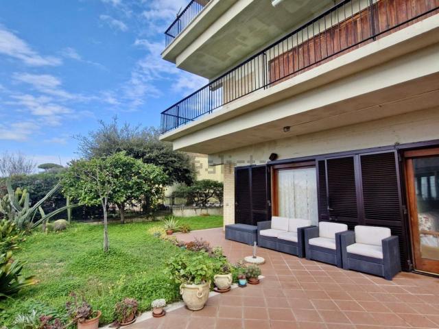 Appartamento in vendita a Villa Claudia, Roma Capitale