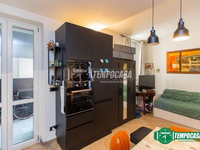 Appartamento in vendita a Vanzaghello, Milano