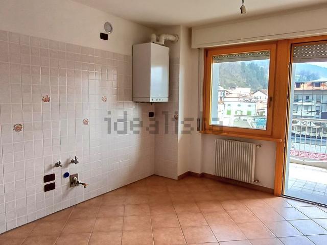 Appartamento in vendita a Tolmezzo, Friuli-Venezia Giulia