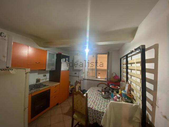 Appartamento in vendita a Centro Est, Serra Riccò