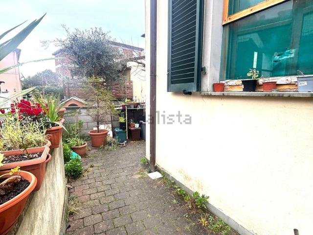 Appartamento in vendita a Collesalvetti, Toscana