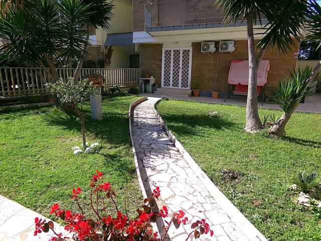 Appartamento in vendita a Lido di Enea, Roma Capitale