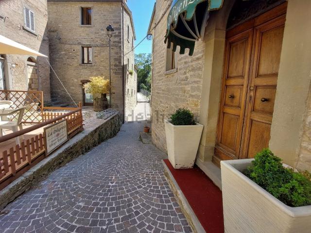 Appartamento in vendita a Marche, Pesaro E Urbino