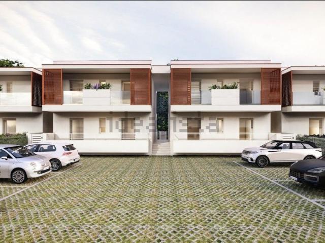 Appartamento in vendita a Montignoso, Toscana