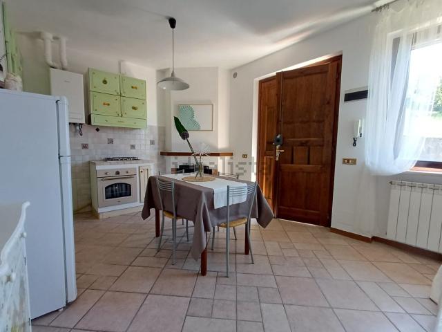 Appartamento in vendita a Papaiano, Lecchi