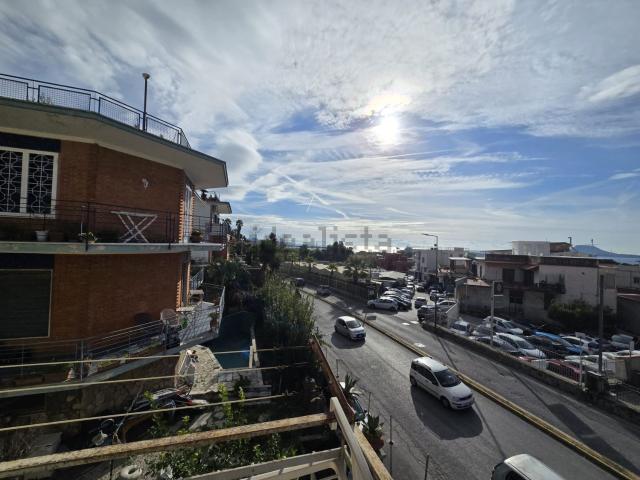 Appartamento in vendita a Arco Felice, Pozzuoli