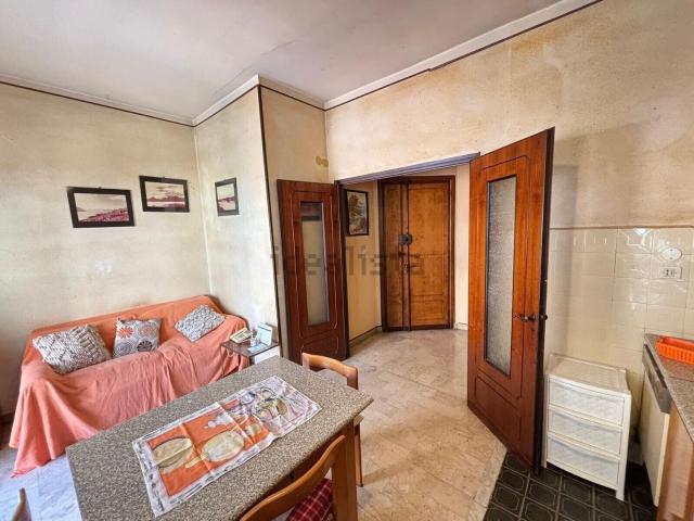 Appartamento in vendita a Pianderlino, Genova