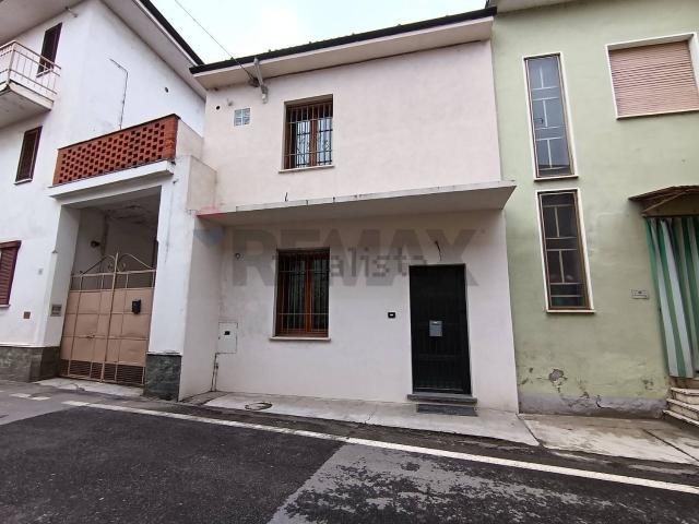 Appartamento in vendita a Breme, Lombardia