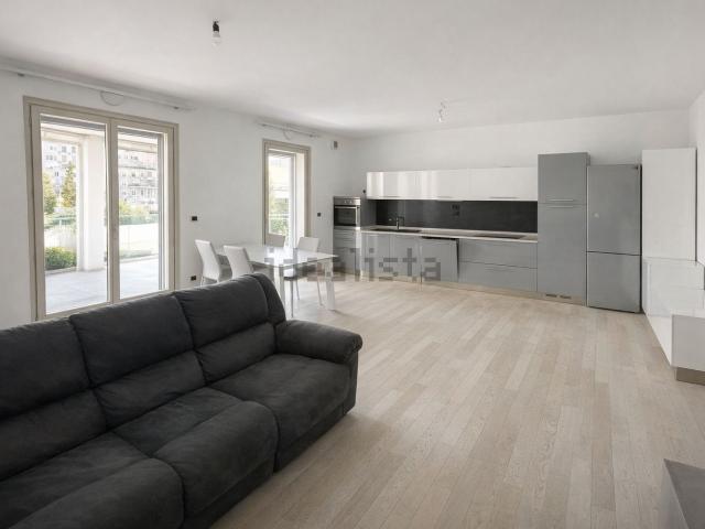 Appartamento in vendita a San Luigi, Piemonte