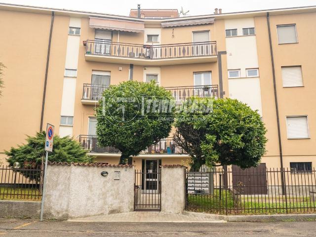 Appartamento in vendita a Albairate, Lombardia