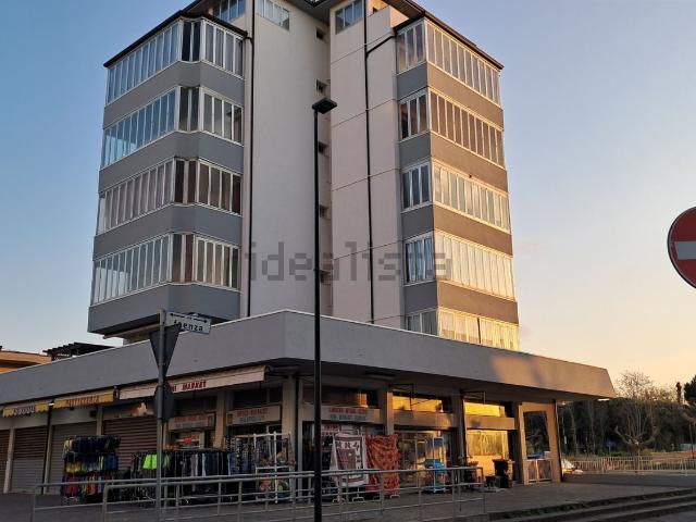 Appartamento in vendita a Ravenna, Reggio Emilia