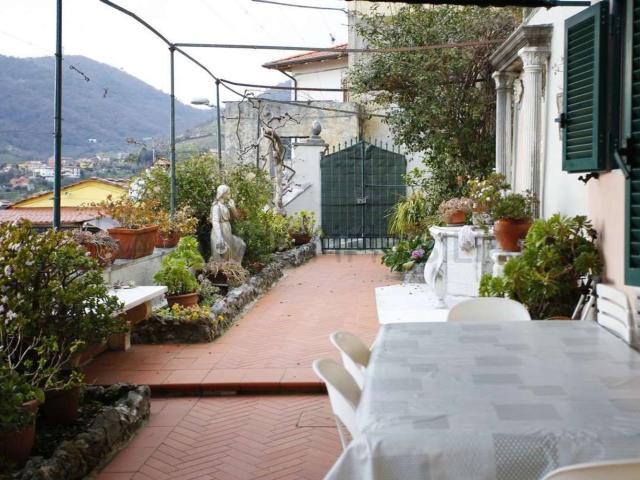 Appartamento in vendita a Fabbrica, Carrara