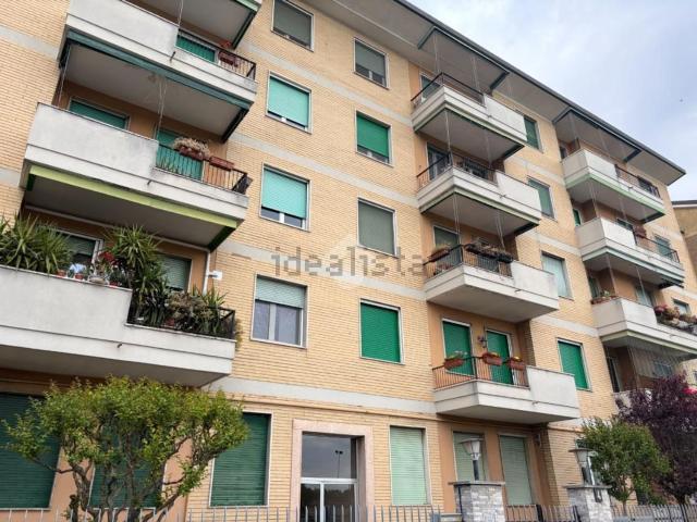 Appartamento in vendita a Municipio 7, Milano
