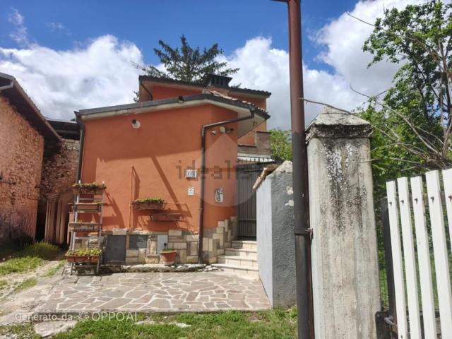 Appartamento in vendita a Pagliare di Sassa, Tornimparte