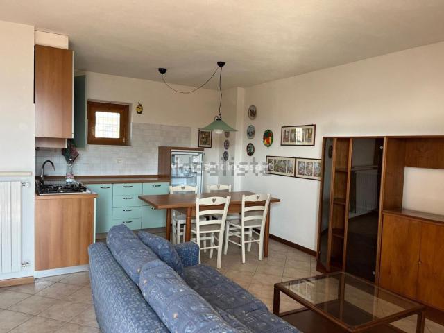 Appartamento in vendita a Comunità Montana della Valle Brembana, Zogno