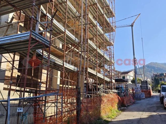 Appartamento in vendita a Baronissi, Campania