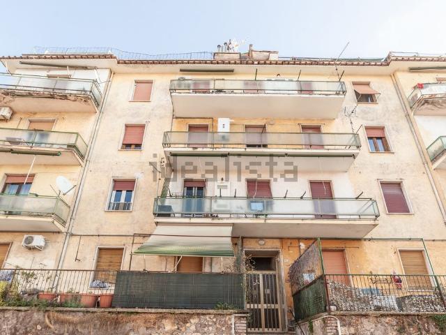 Appartamento in vendita a Paterno, Roma Capitale